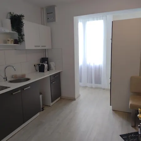 Irmgard Mori Apartman